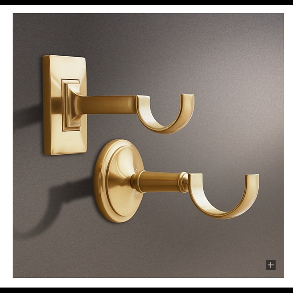 Restoration Hardware RH Center Bracket